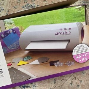 Crafter’s Companion Gemini Die Cutting Multi Media Machine